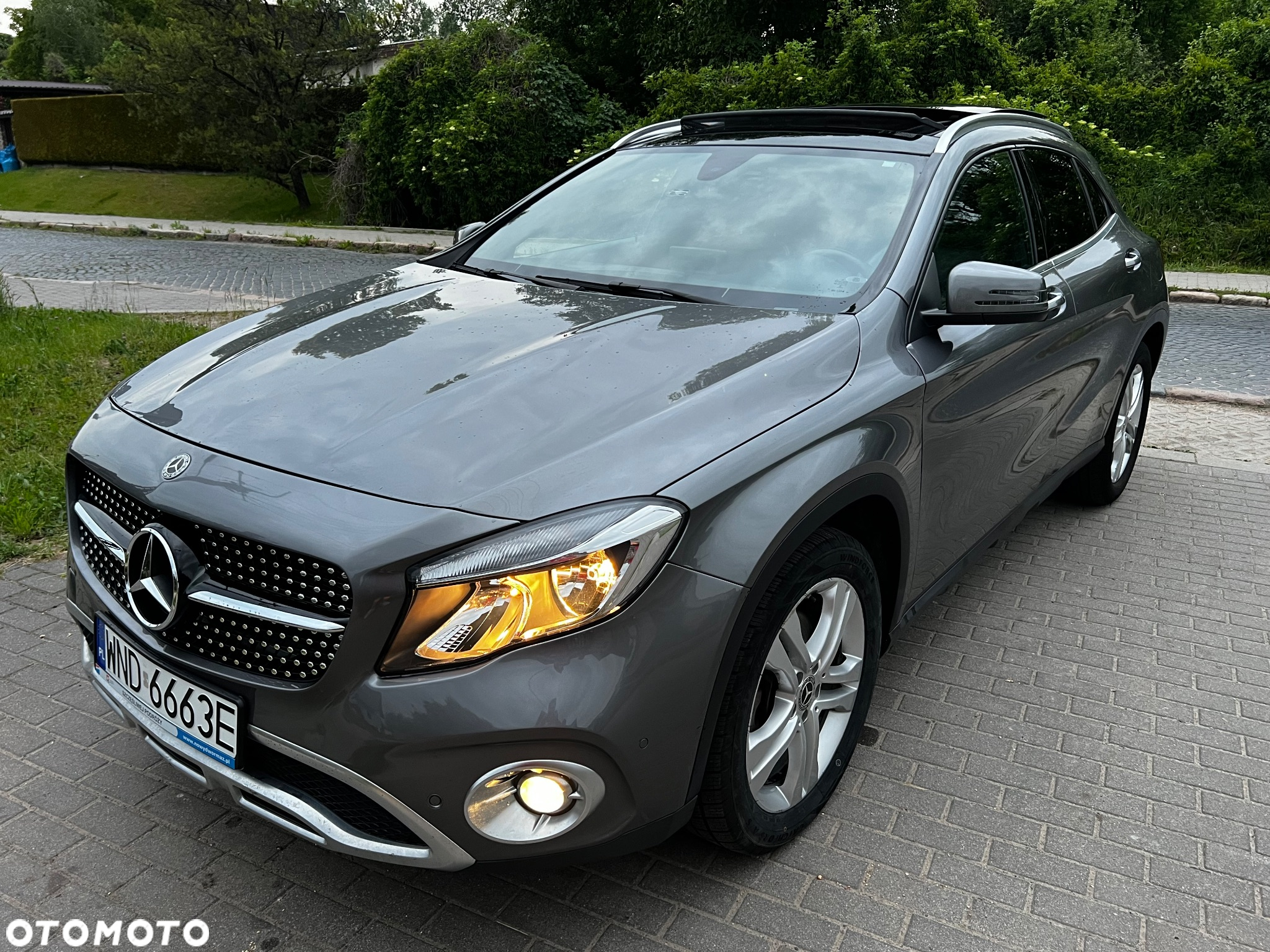 Mercedes-Benz GLA 250 4Matic 7G-DCT UrbanStyle Edition - 2