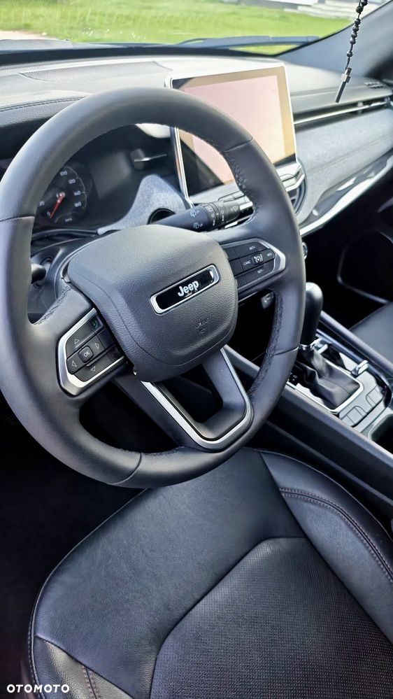 Jeep Compass - 9