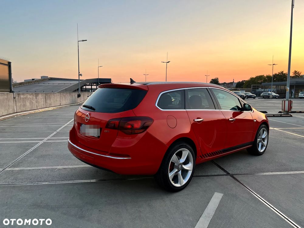 Opel Astra 1.7 CDTI DPF Sports Tourer - 8