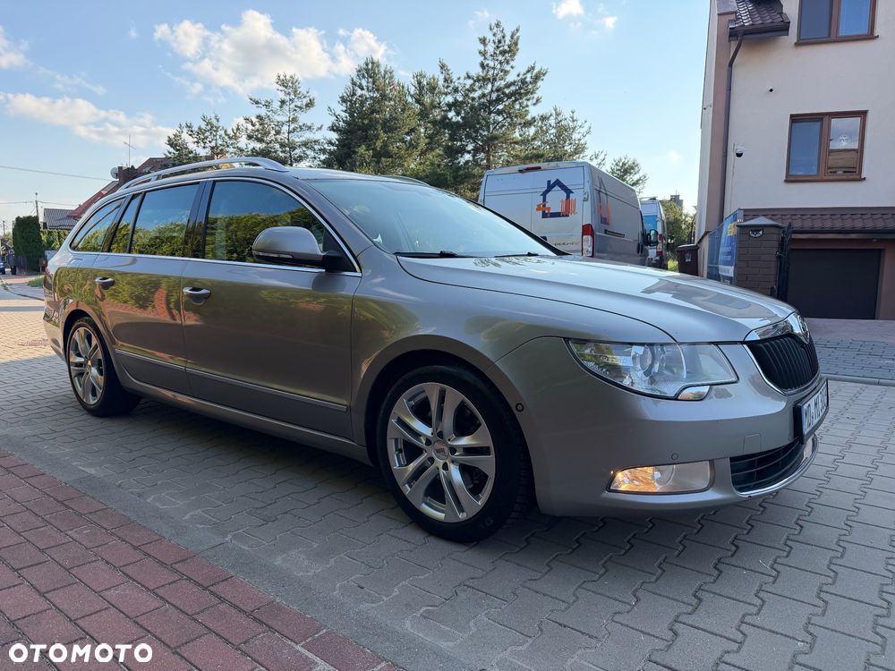 Skoda Superb 2.0 TDI 4x4 Exclusive - 12