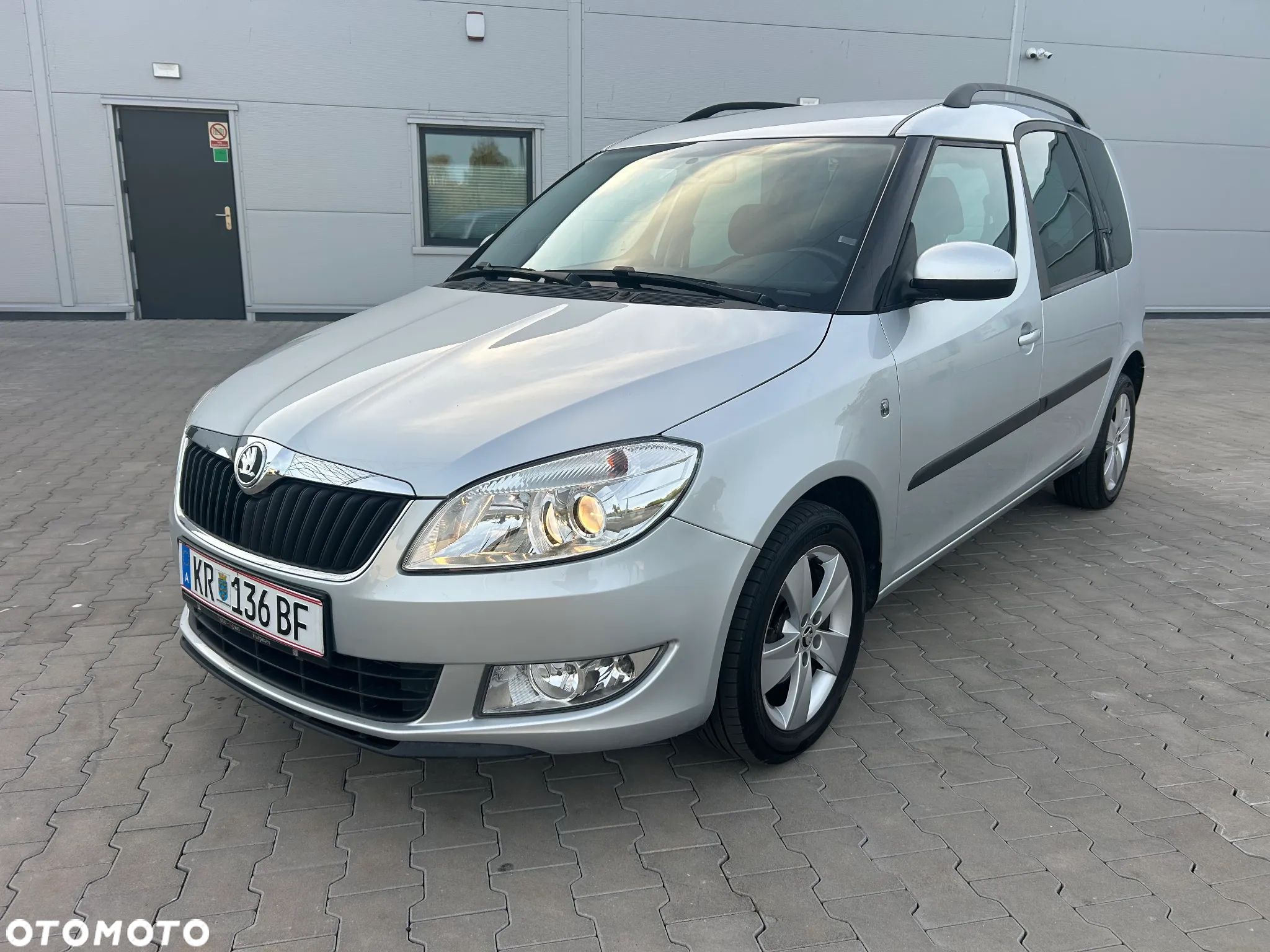 Skoda Roomster 1.2 TSI Style PLUS EDITION - 4