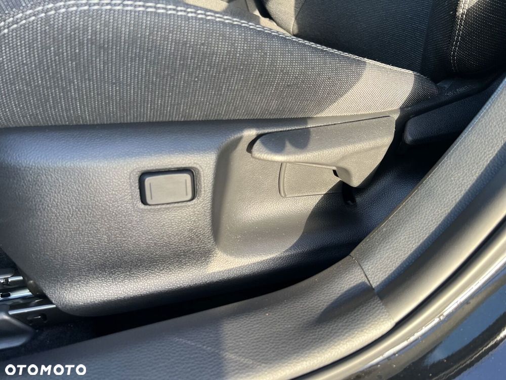 Toyota Corolla 1.8 Hybrid Comfort - 20
