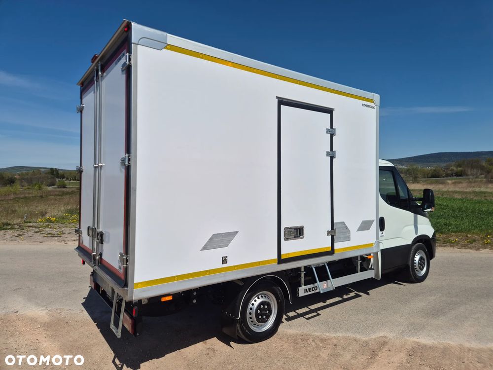 Iveco DAILY 35S15 CHŁODNIA MROŹNIA THERMO KING V-200 MAX FUNKCJA GRZANIA ZASILANIE ZEWNĘTRZNE 230V 2018R - 8