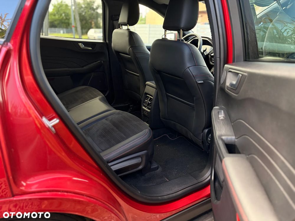 Ford Kuga 2.5P PHEV FWD ST-Line X - 19