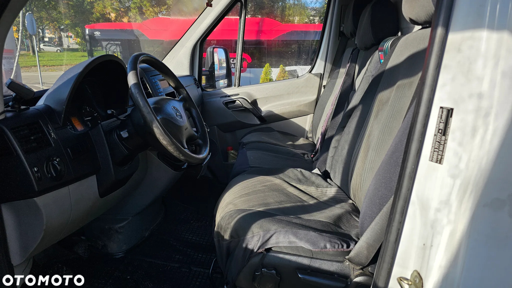 Mercedes-Benz Sprinter - 5