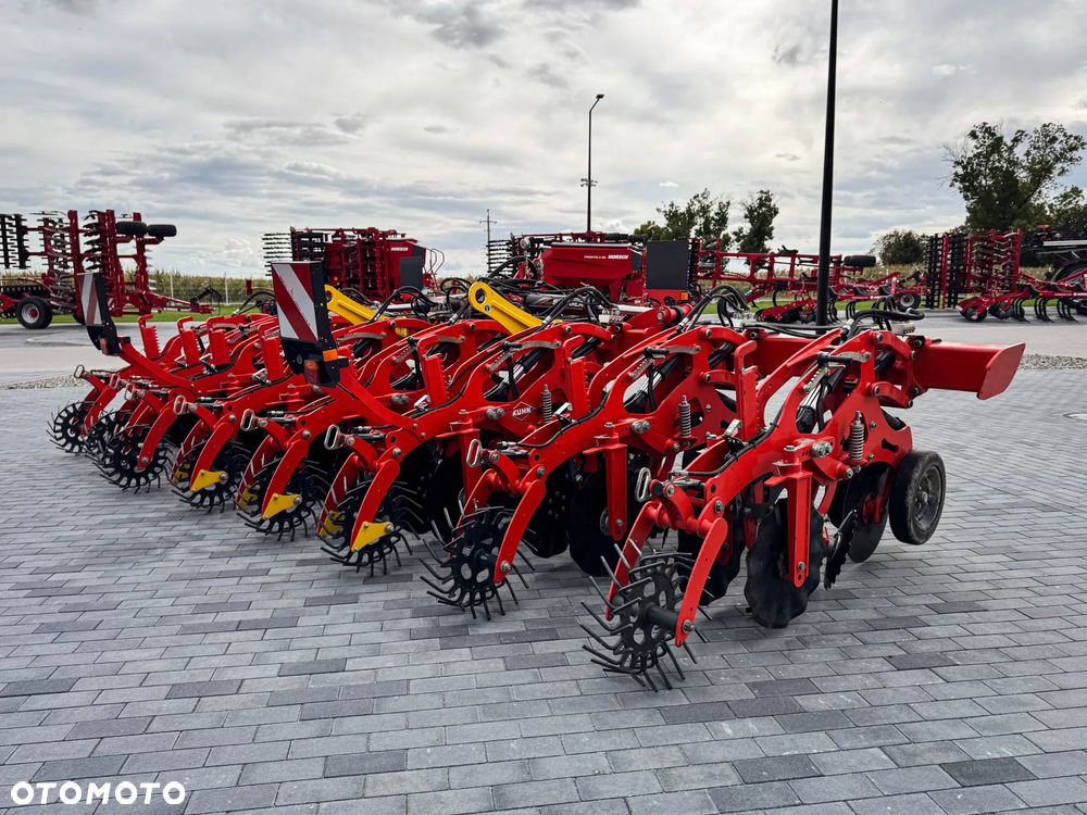 Kuhn STRIGER 600R - 6
