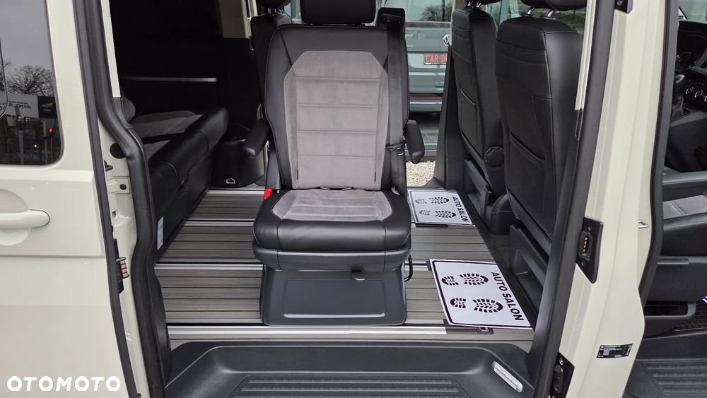 Volkswagen California - 25