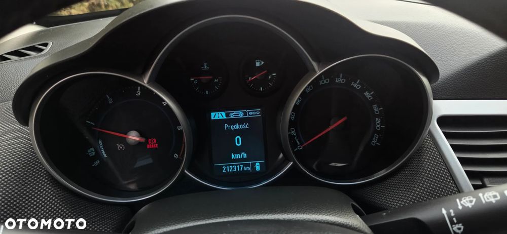 Chevrolet Cruze 1.7TD LT+ - 26