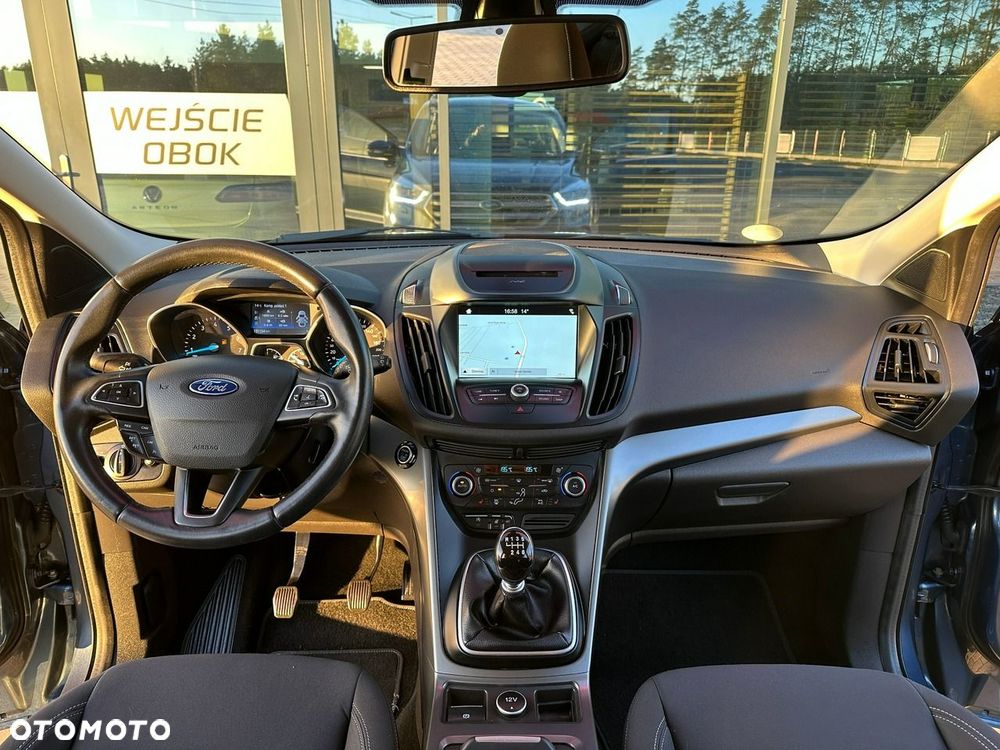 Ford Kuga 1.5 EcoBoost 2x4 Trend - 10