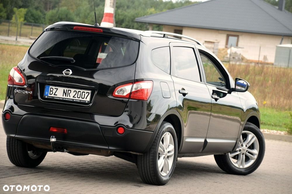 Nissan Qashqai+2 2011