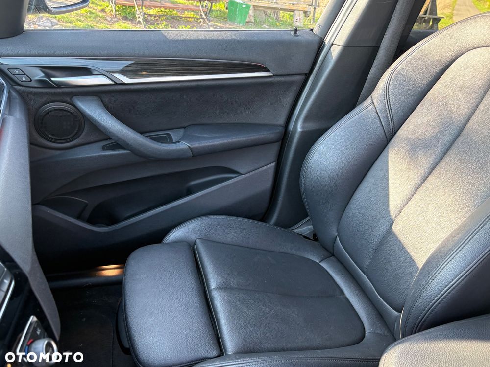 BMW X1 xDrive20i - 22