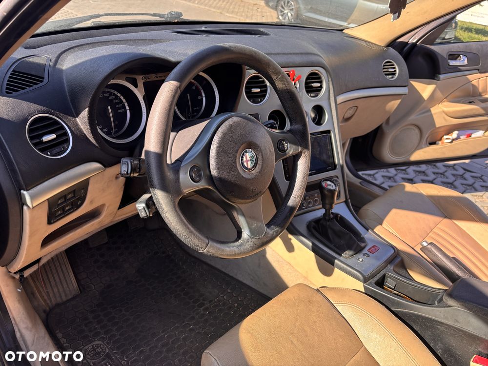 Alfa Romeo 159 - 5