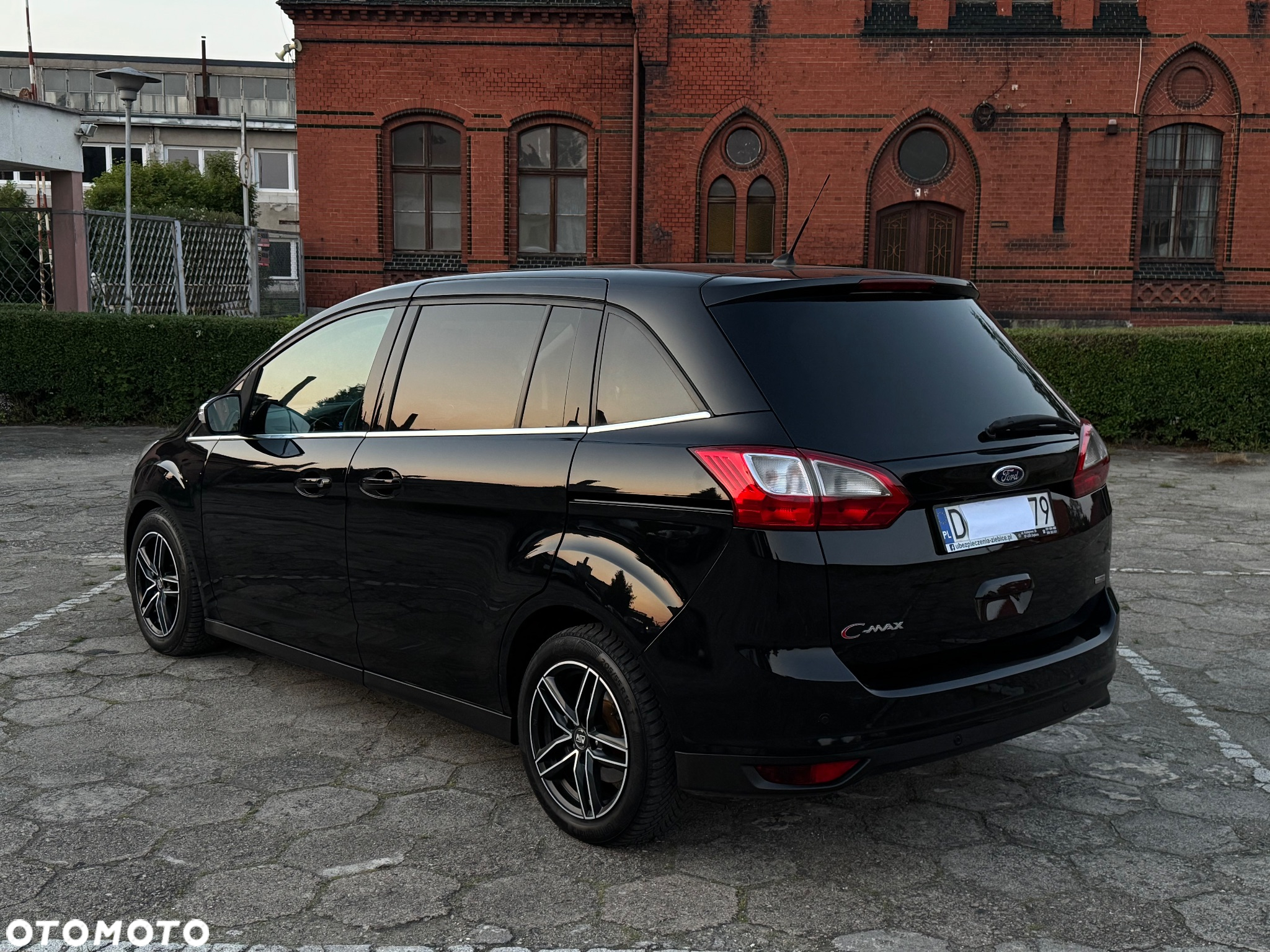 Ford Grand C-MAX 1.6 TDCi Ambiente - 2