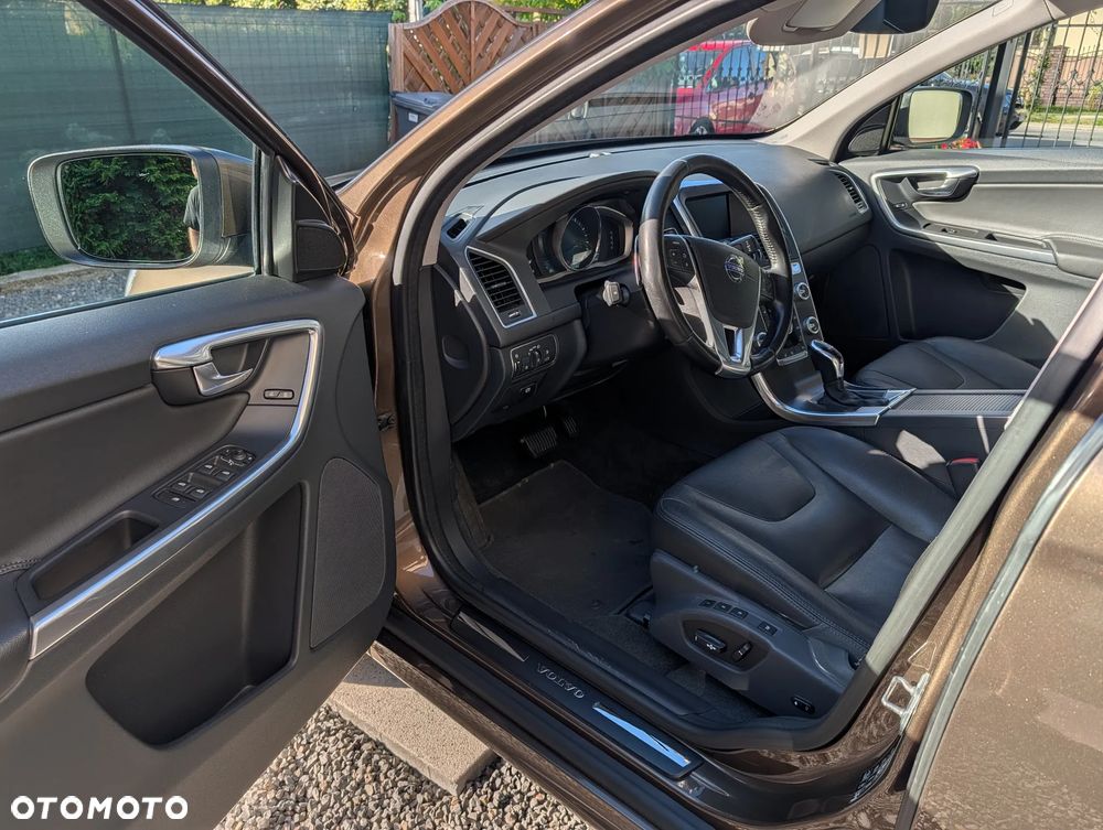 Volvo XC 60 T5 AWD Summum - 20