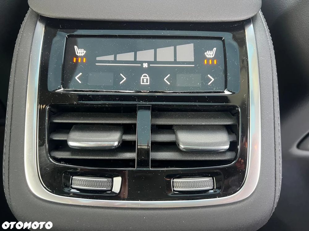 Volvo XC 90 T8 AWD Plug-In Hybrid Ultra Bright 7os - 15