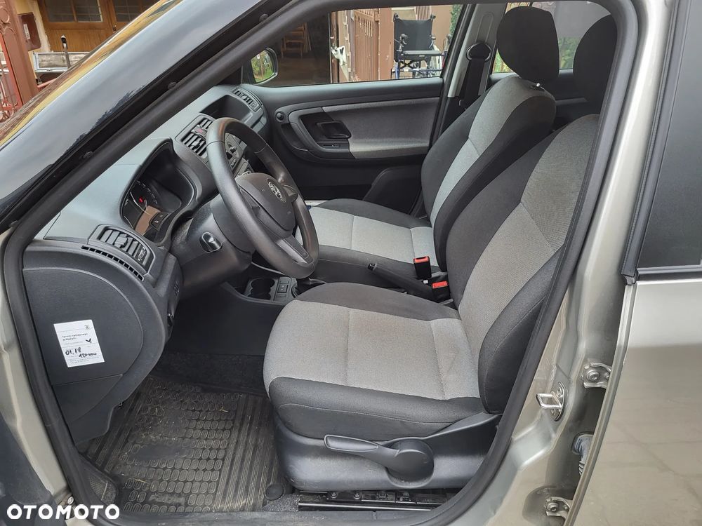 Skoda Fabia 1.2 12V Active Plus - 6