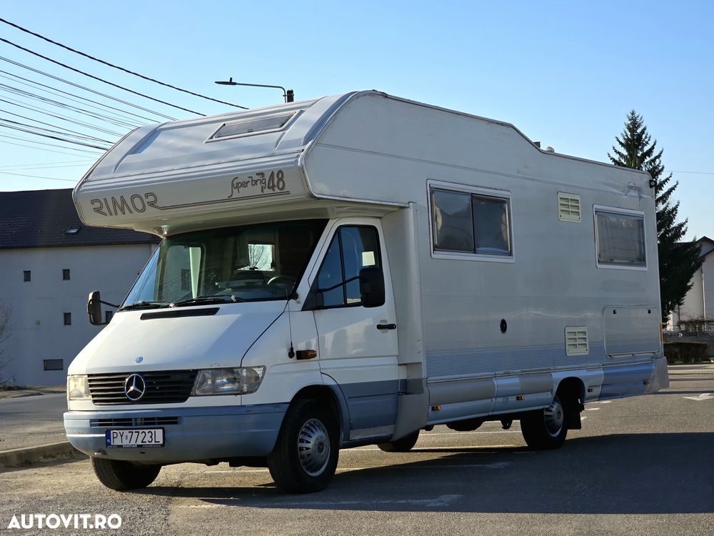 Mercedes-Benz Sprinter - 2