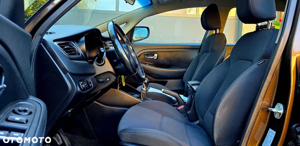 Kia Carens 1.6 GDI Edition 7 - 19