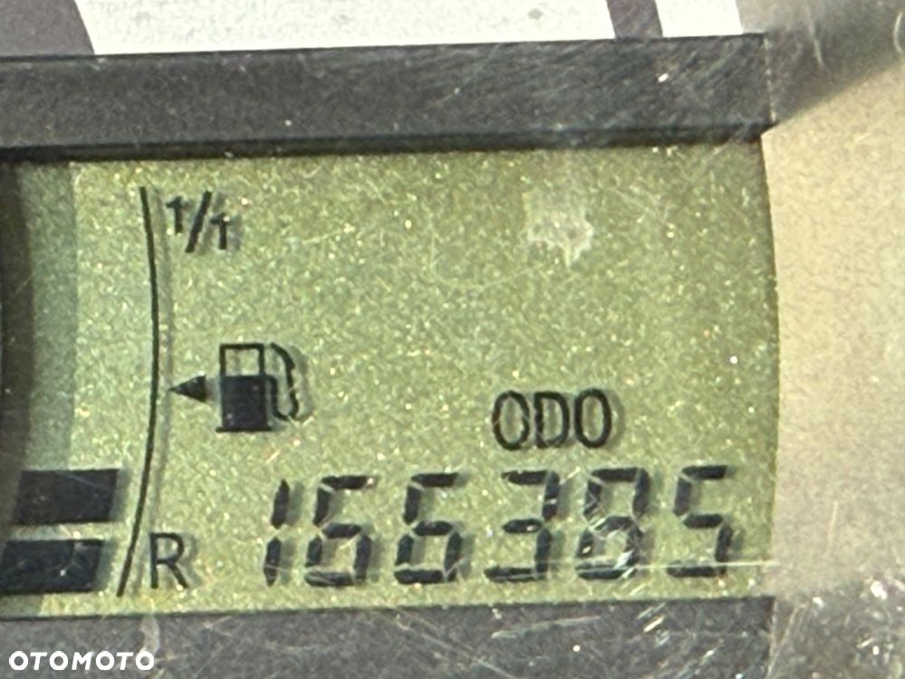 Citroën C1 1.0 CoolTech - 24