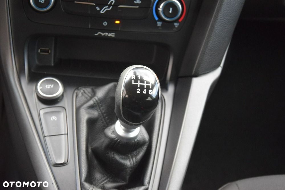 Ford Focus 1.6 TDCi DPF Start-Stopp-System Business - 26
