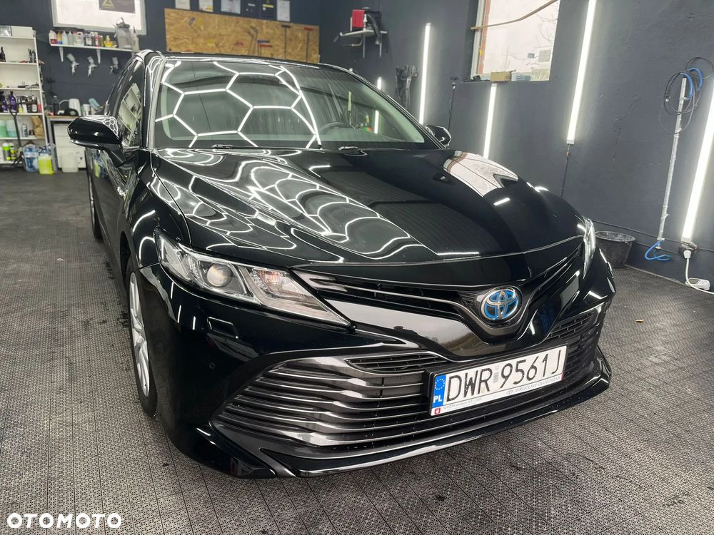 Toyota Camry 2.5 Hybrid Comfort CVT - 3