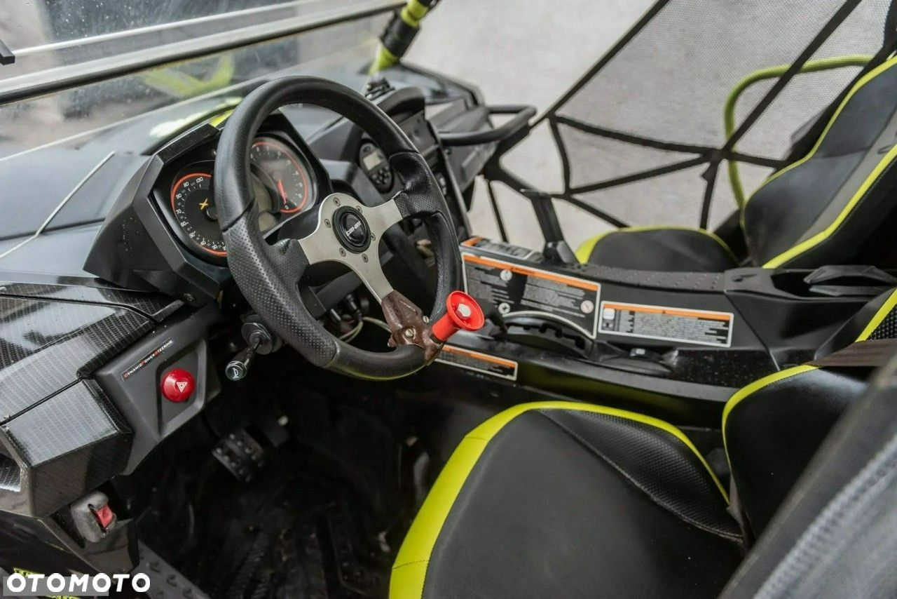 Can-Am Inny - 12