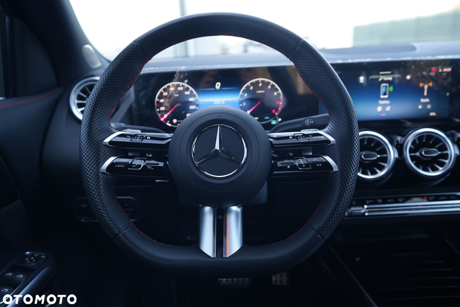 Mercedes-Benz GLA 200 AMG Line - 21