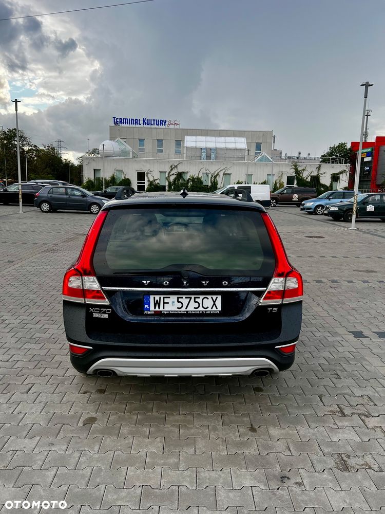 Volvo XC 70 T5 Geartronic Momentum - 8