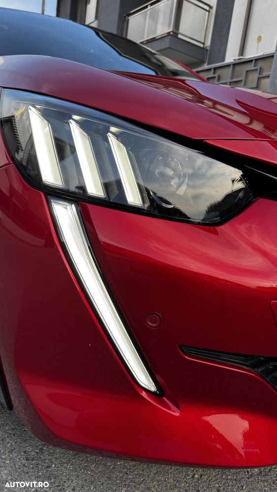 Peugeot 208 PureTech 130 EAT8 GT Pack - 7