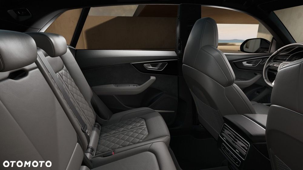 Audi Q8 - 9