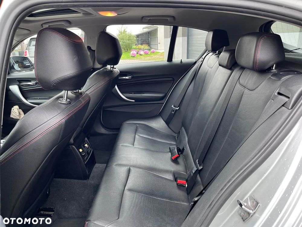 BMW Seria 1 118i Sport Line - 12