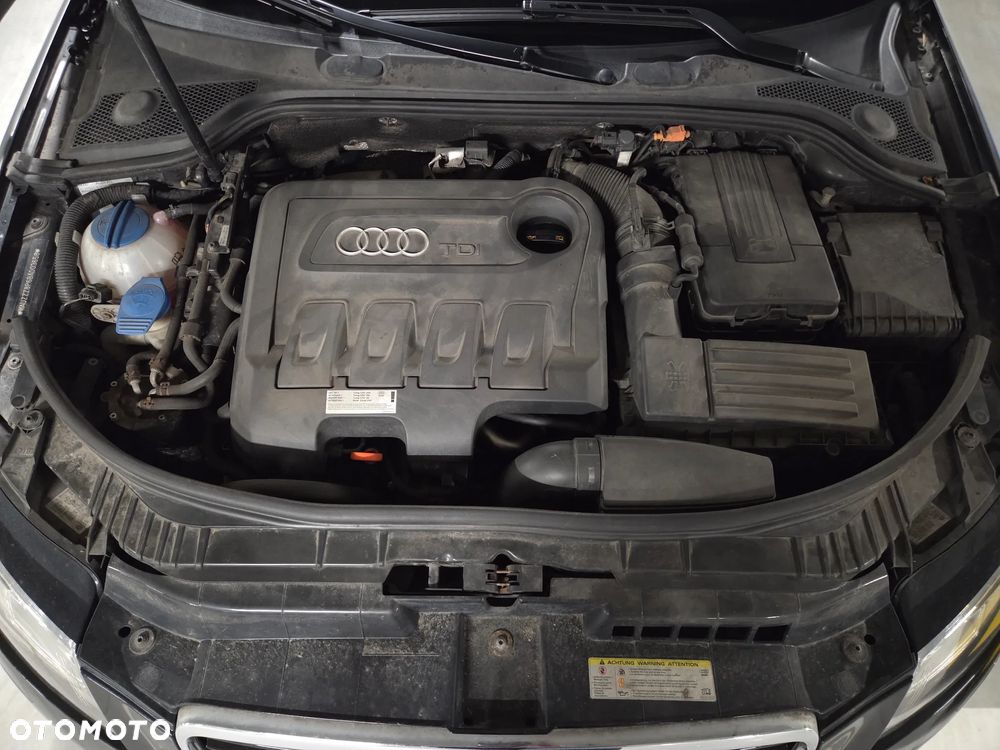 Audi A3 Sportback 2.0 TDI DPF S line Sportpaket plus - 30