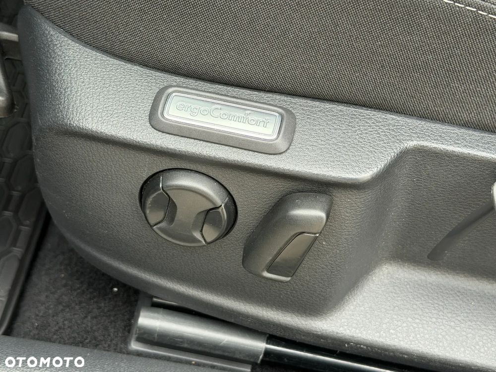 Volkswagen Passat 2.0 TDI BMT Comfortline - 19