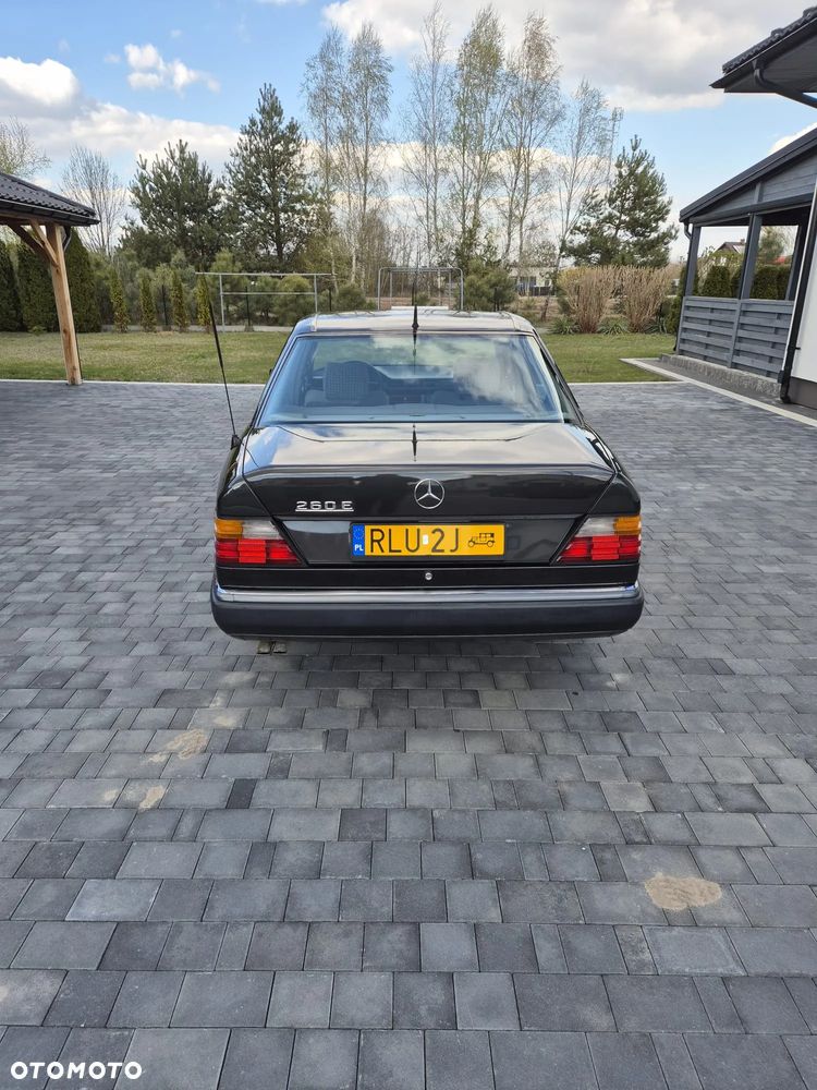 Mercedes-Benz W124 (1984-1993) - 6