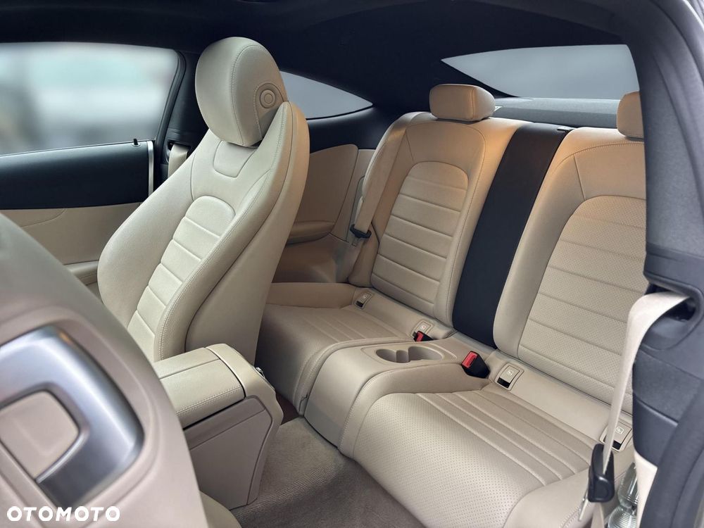 Mercedes-Benz Klasa C - 14