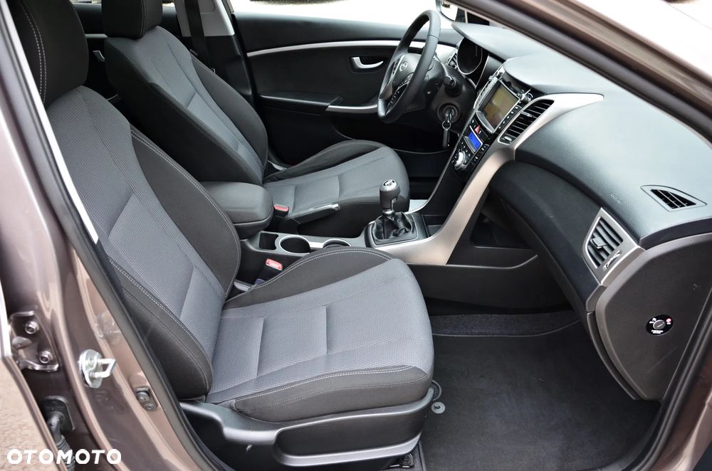 Hyundai i30 - 37