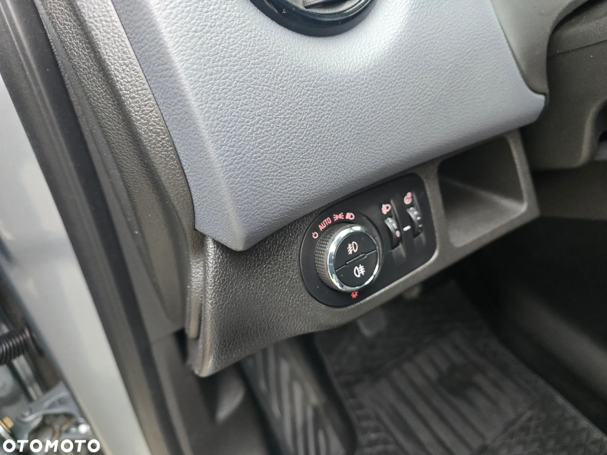 Opel Meriva 1.4 T Cosmo - 13