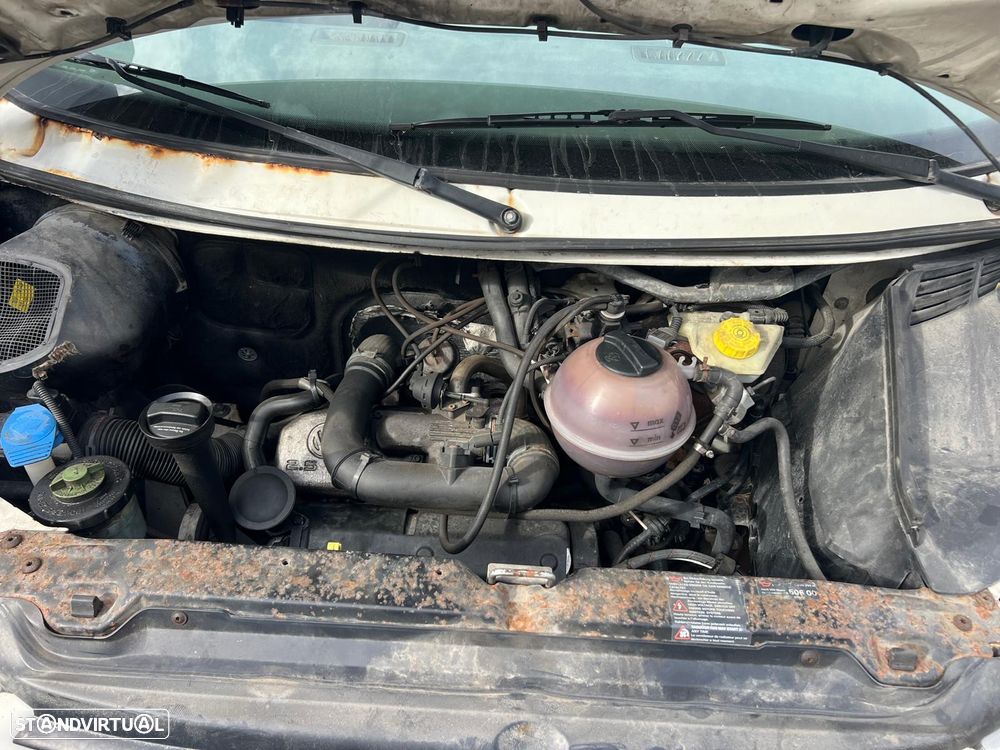 VW Transporter 2.5 TDi Kombi Ext. - 7
