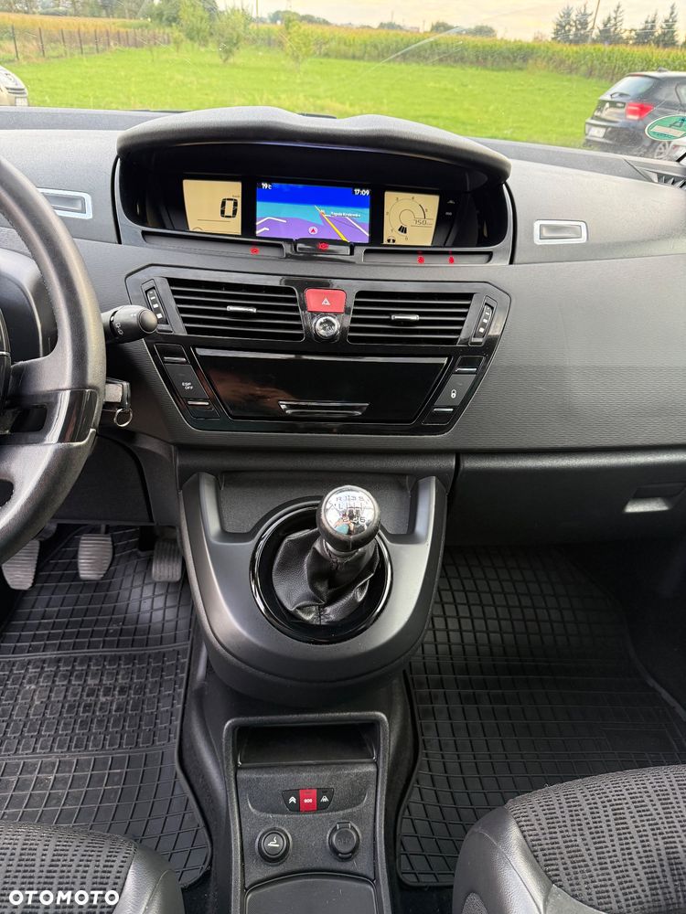 Citroën C4 Picasso 2.0 HDi FAP Exclusive - 22