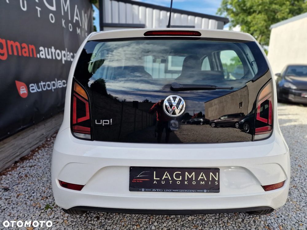 Volkswagen up! (BlueMotion Technology) move - 9