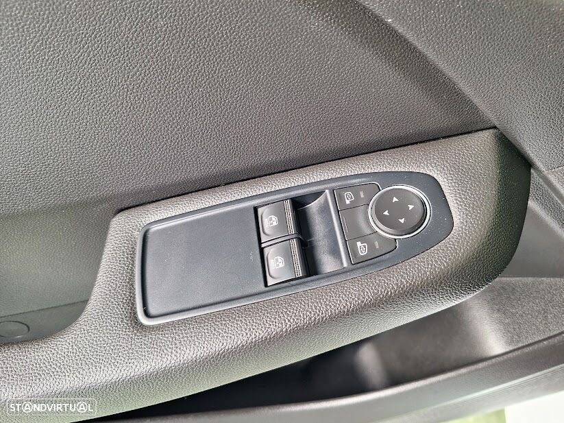 Renault Clio 1.5 Blue dCi Limited - 11