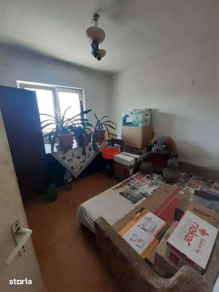Apartament 4 Camere Decomandate, 80 mp, 2 Balcoane, etaj Intermediar — fotografia 1