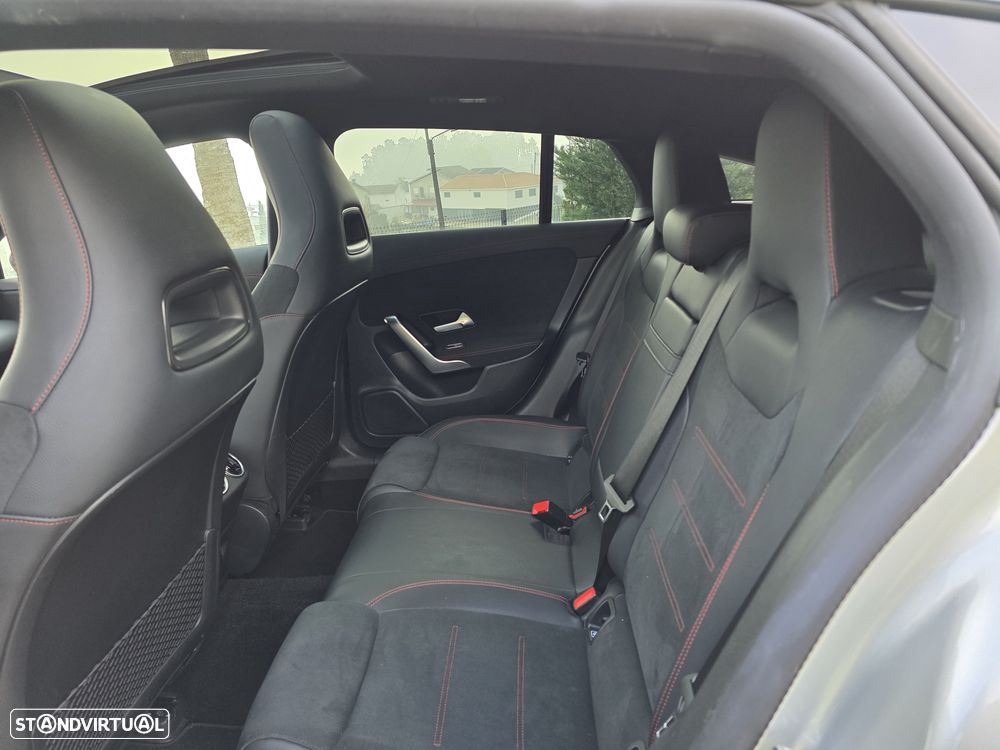 Mercedes-Benz CLA 250 e 8G-DCT AMG Line - 12