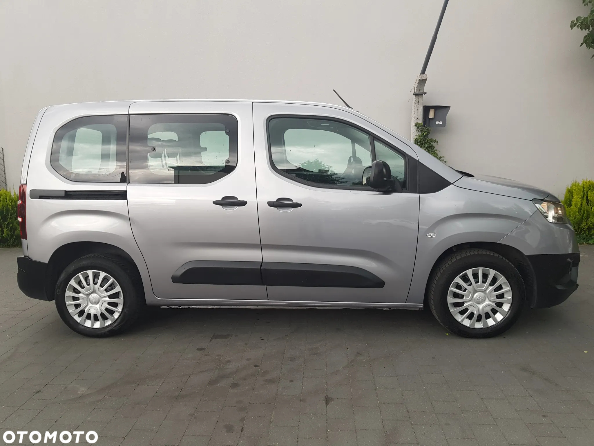 Toyota Proace City Verso 1.5 D-4D Business - 9