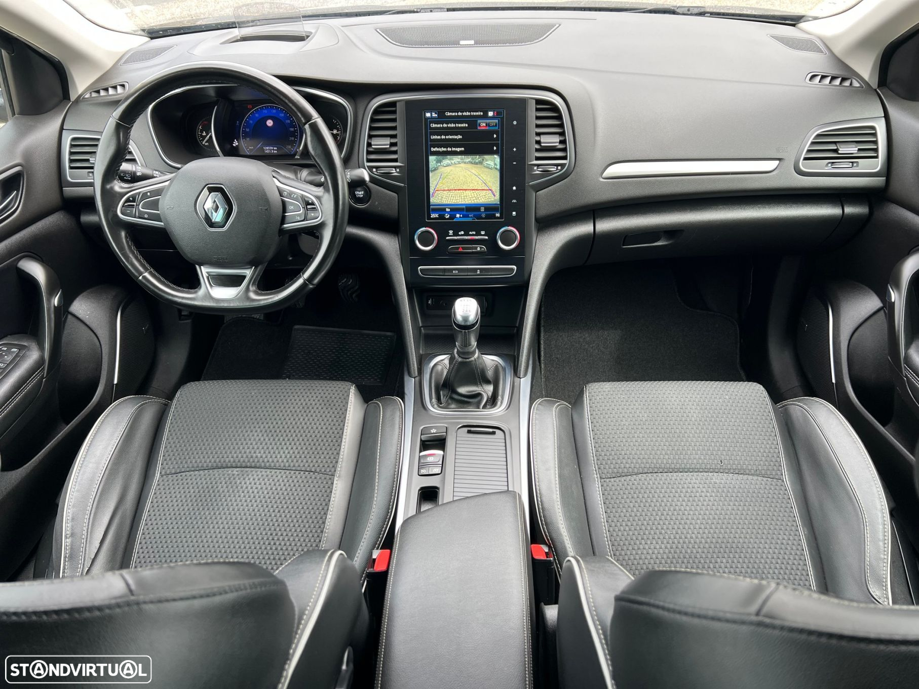 Renault Mégane 1.5 Blue dCi Bose Edition - 21