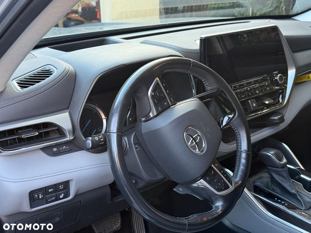 Toyota Highlander - 2
