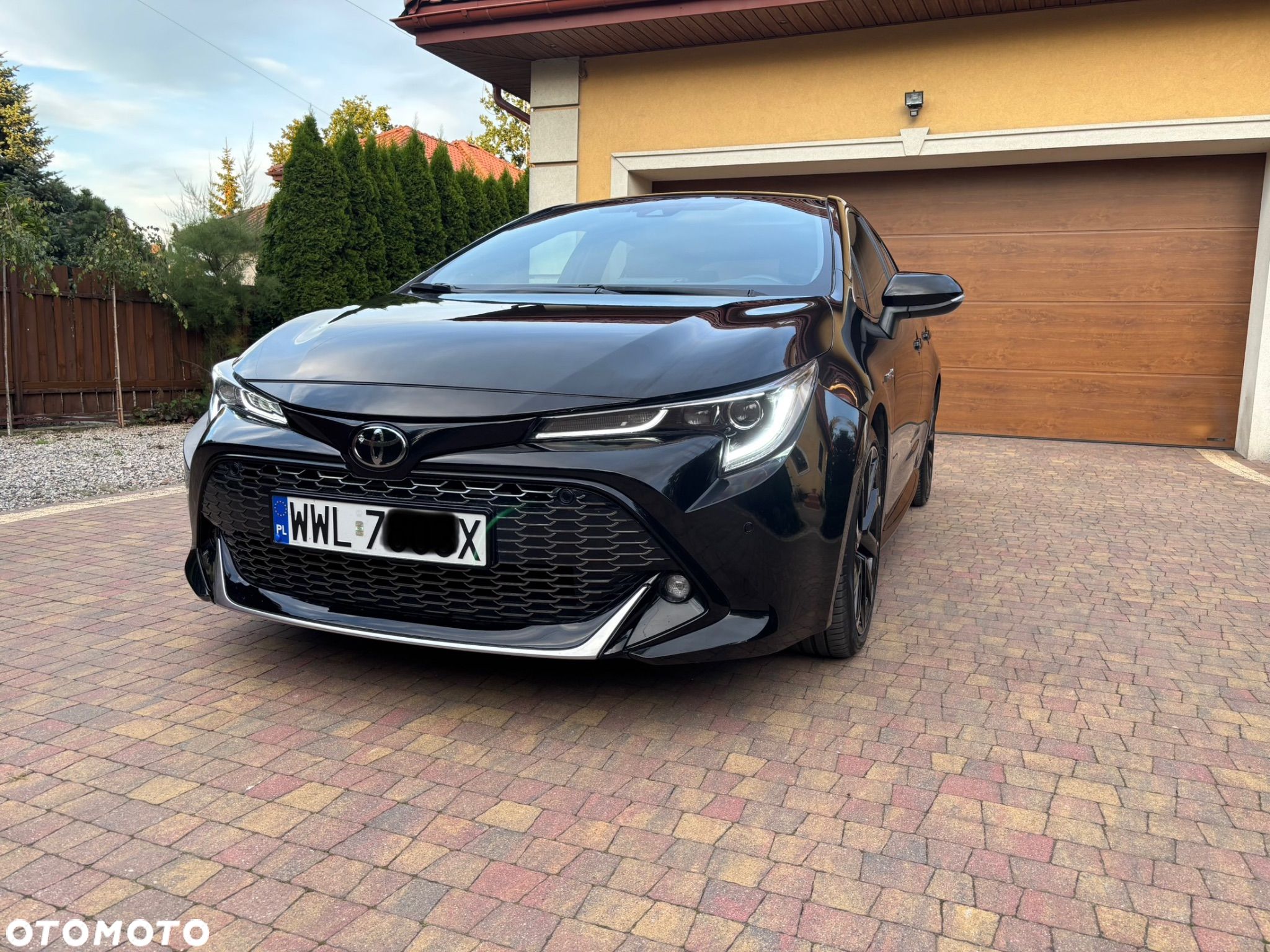 Toyota Corolla 2.0 Hybrid GR Sport - 1