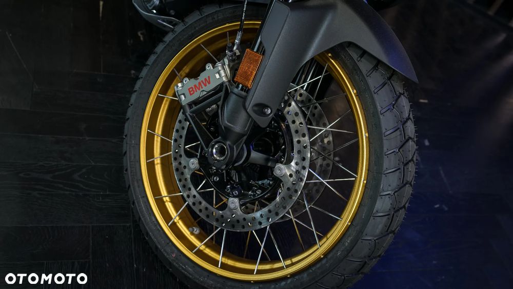 BMW R - 9