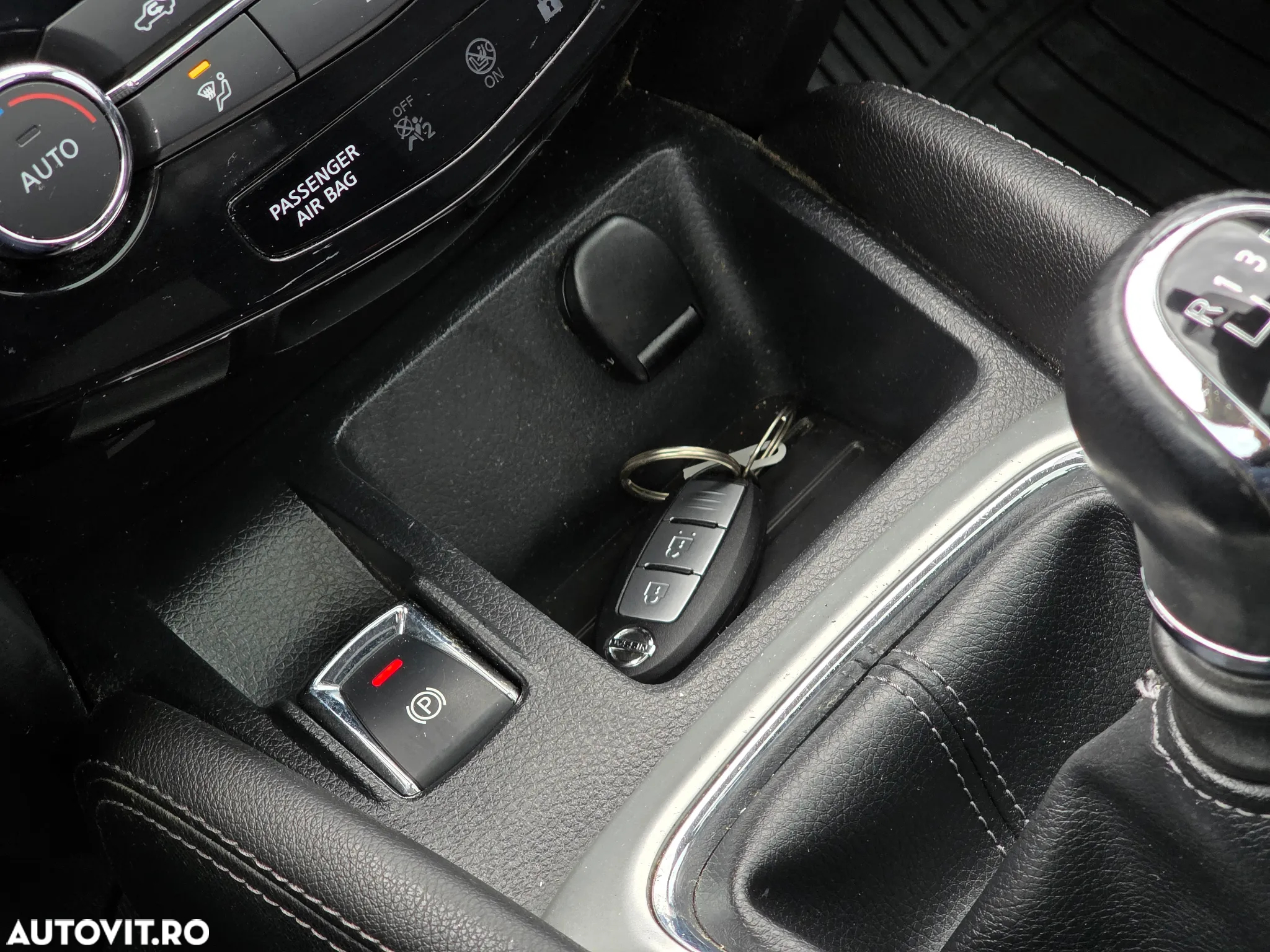 Nissan Qashqai 1.6 DCI TEKNA - 35