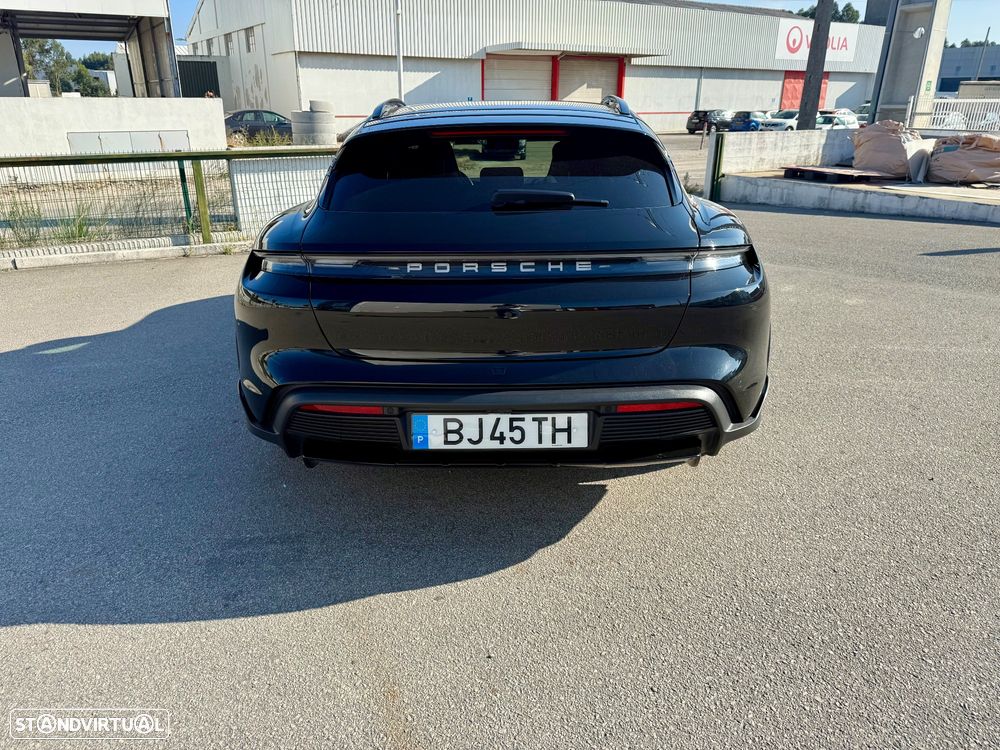 Porsche Taycan Cross Turismo 4 - 4